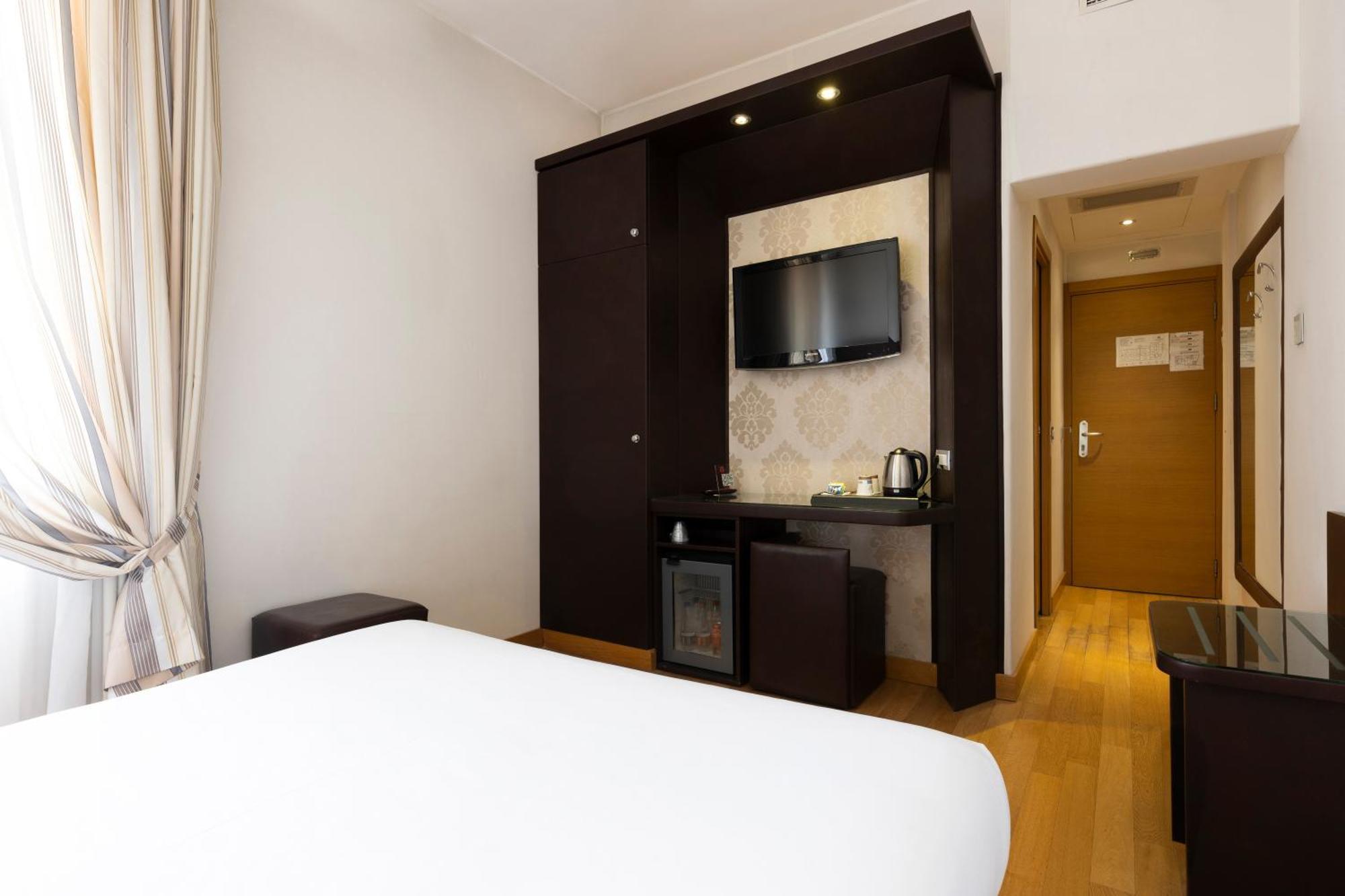 Hotel Royal Caserta Luaran gambar