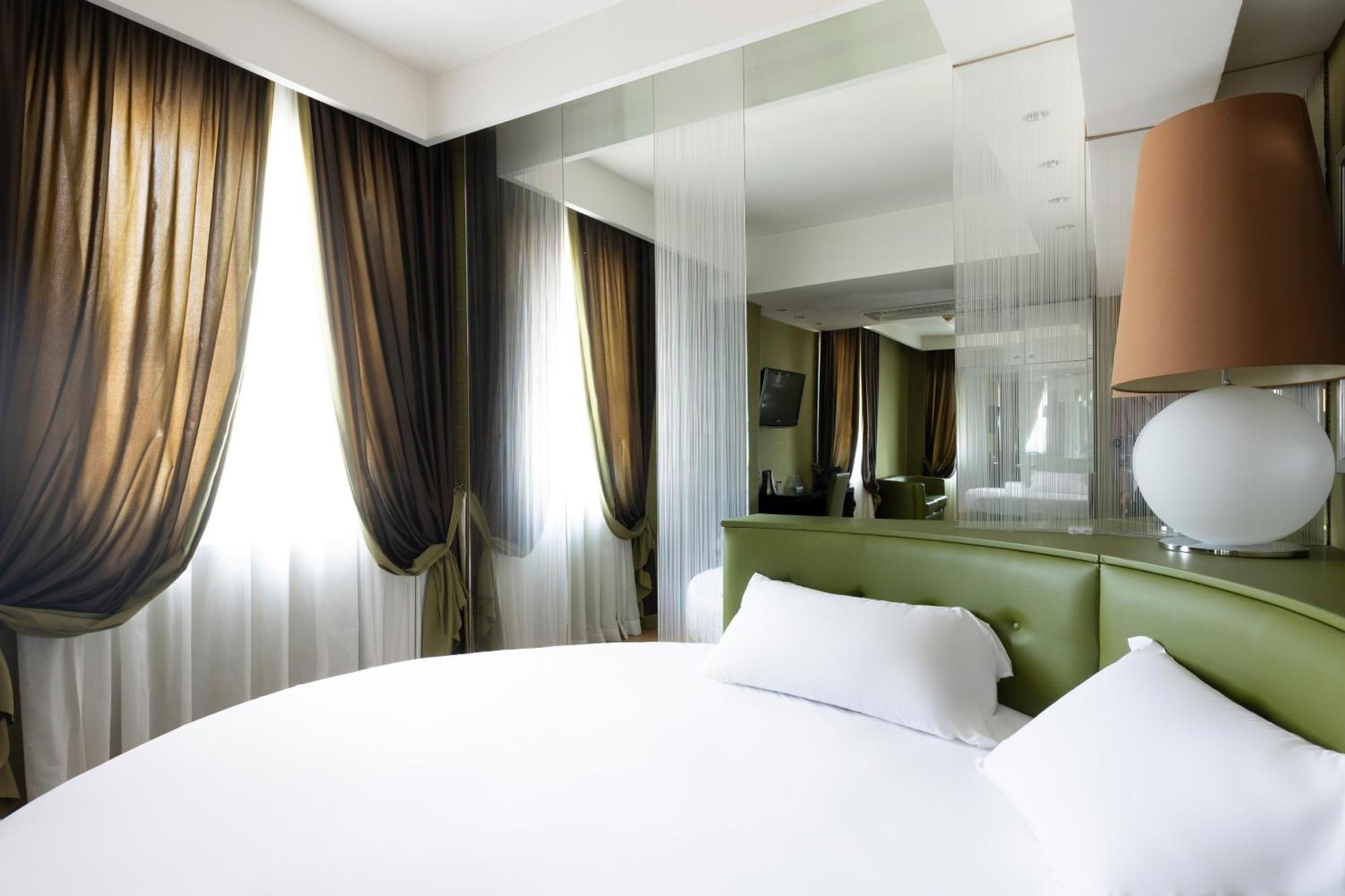 Hotel Royal Caserta Luaran gambar