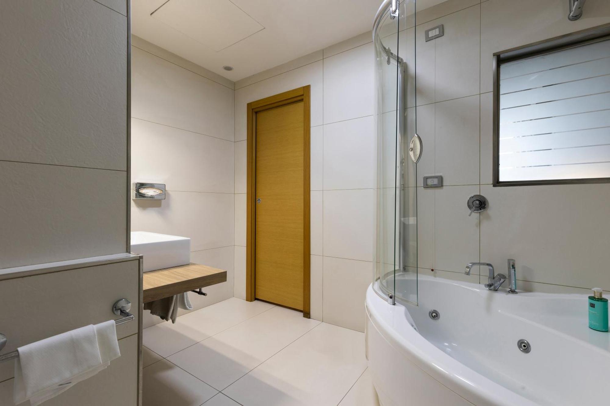 Hotel Royal Caserta Luaran gambar